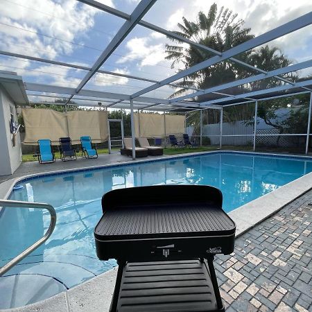 Pool Vacation Villa Hollywood Kültér fotó